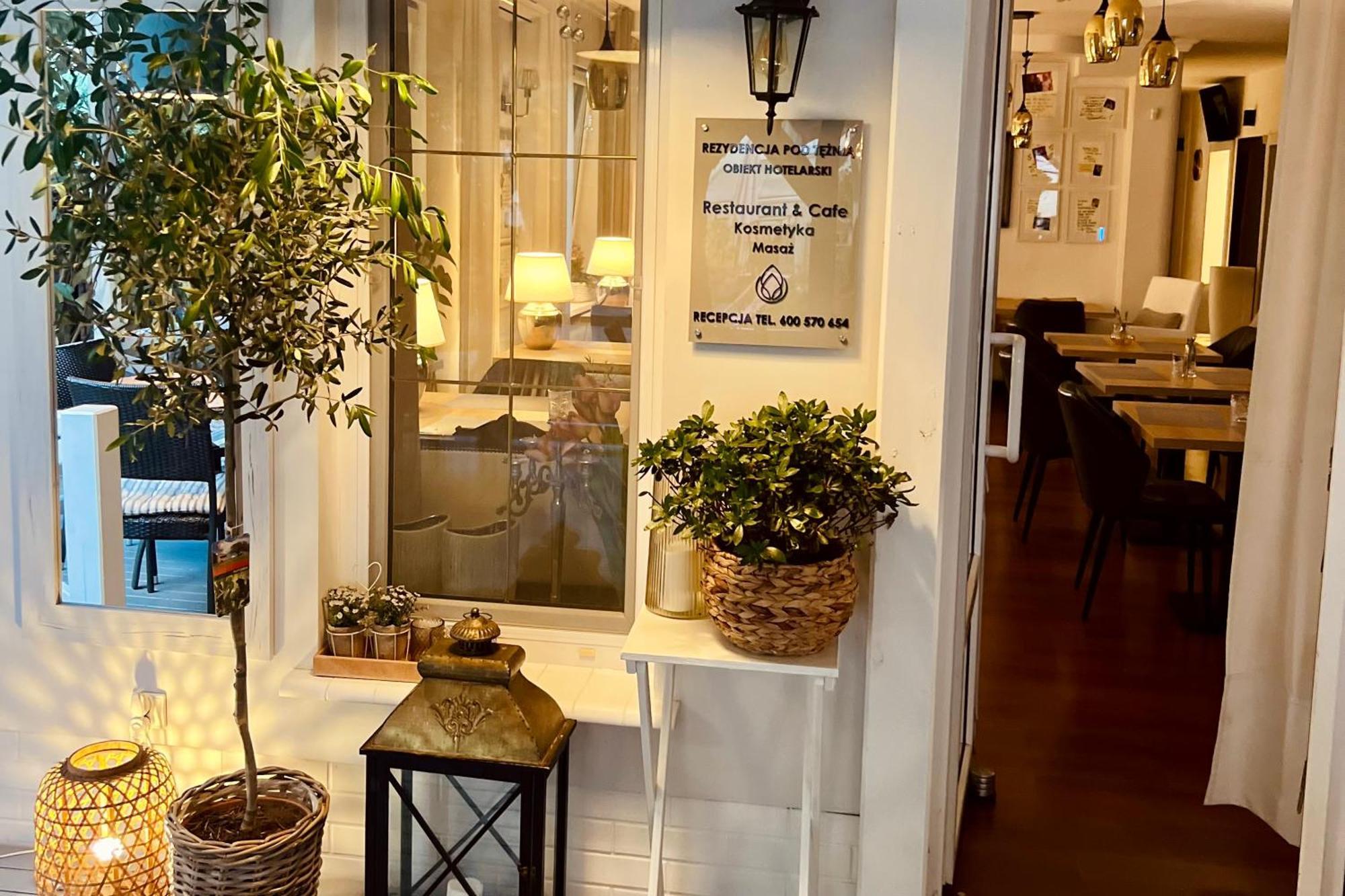 Rezydencja Pod Teznia & Spa Inowrocław Buitenkant foto