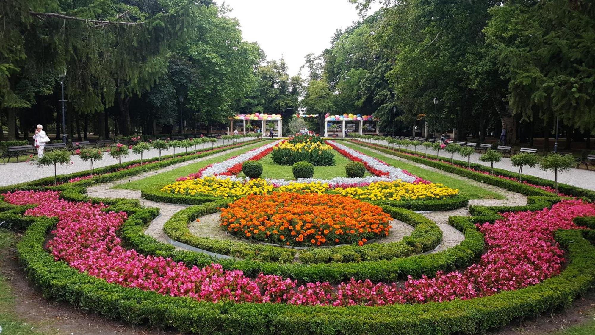 Rezydencja Pod Teznia & Spa Inowrocław Buitenkant foto