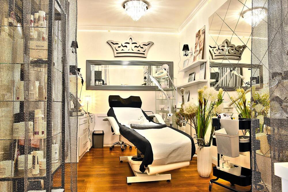 Rezydencja Pod Teznia & Spa Inowrocław Buitenkant foto