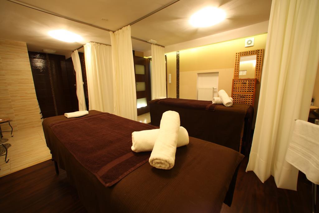 Rezydencja Pod Teznia & Spa Inowrocław Buitenkant foto