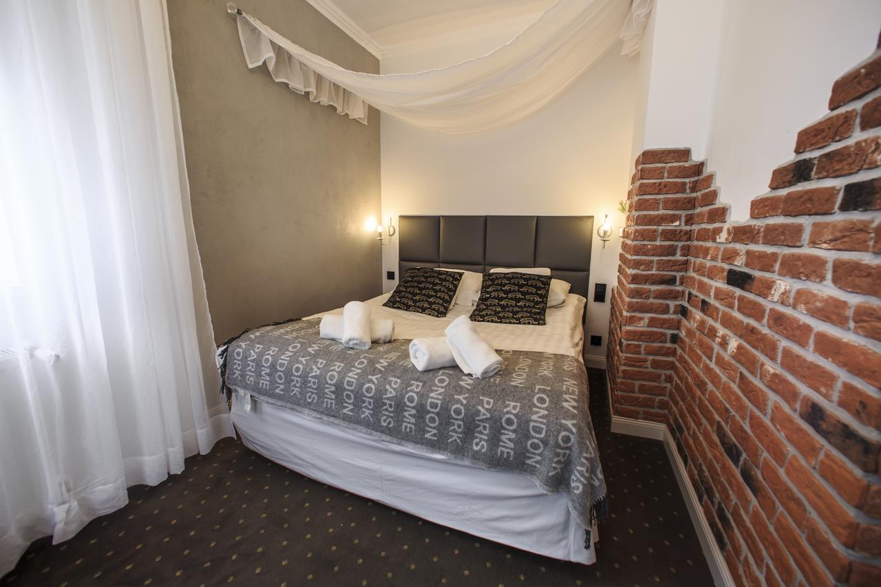 Rezydencja Pod Teznia & Spa Inowrocław Buitenkant foto